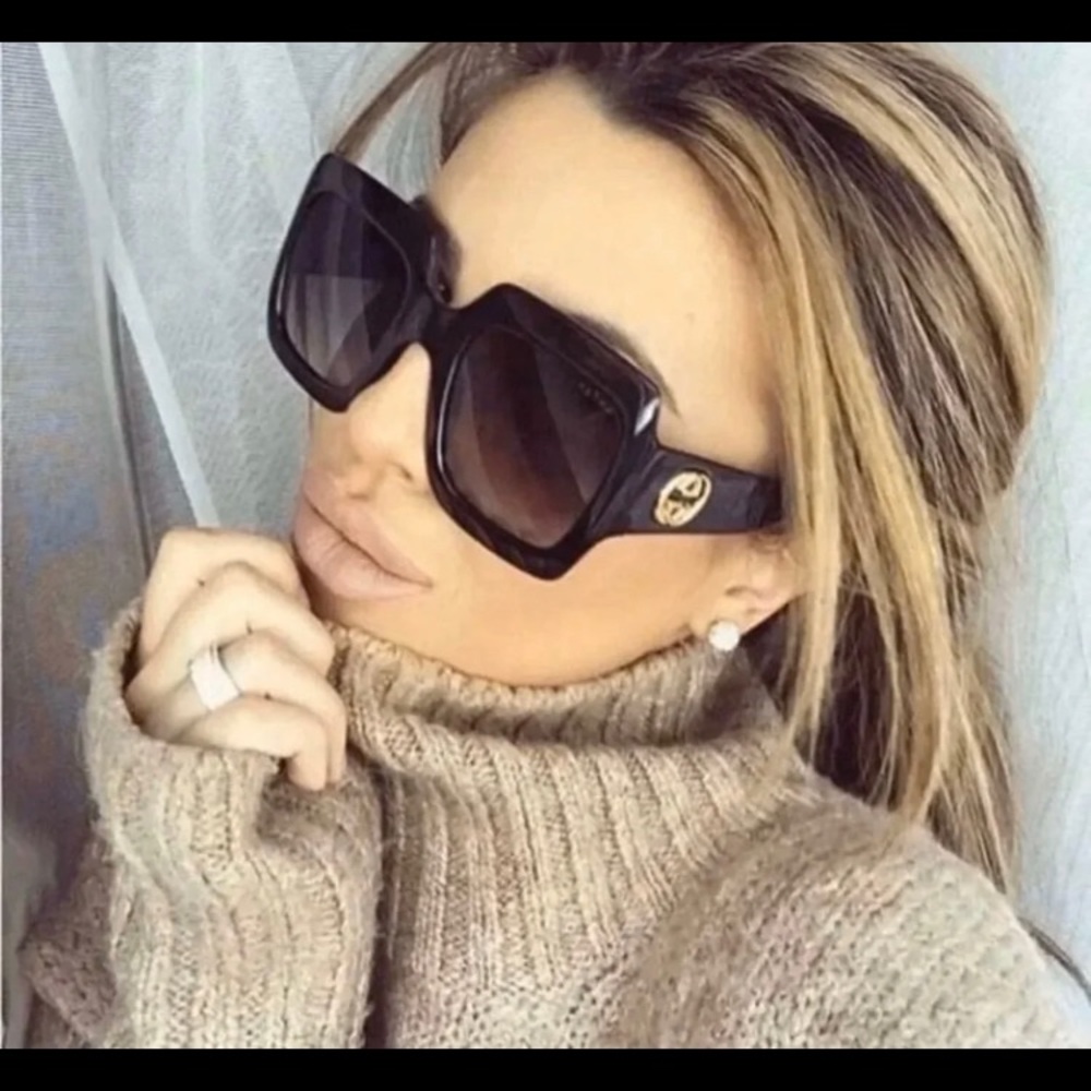 NWOT Gucci Sunglasses GG0083S